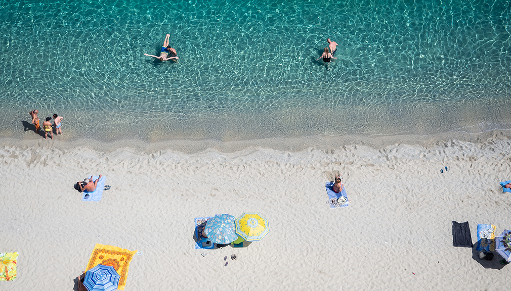 UN TUFFO DOVE L’ACQUA È PIÙ BLU: DIREZIONE SPIAGGIA CON FIAT DUCATO-news-image