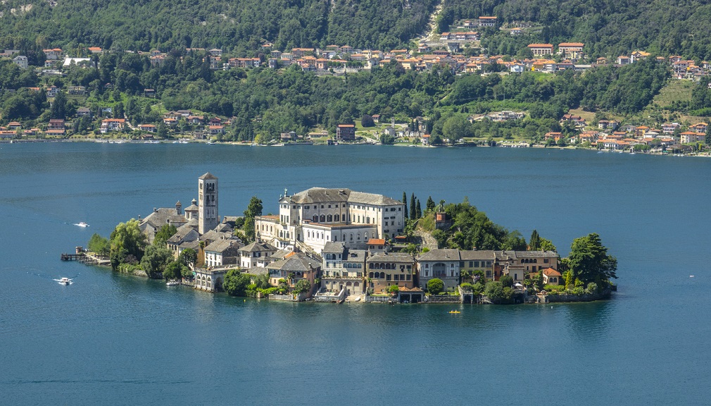 PRIMAVERA IN RIVA AL LAGO CON IL TUO CAMPER SU BASE FIAT DUCATO-news-image