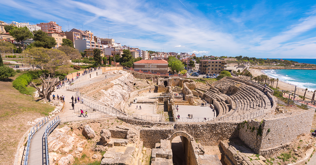 Espanjan Tarragona matkailuautolla